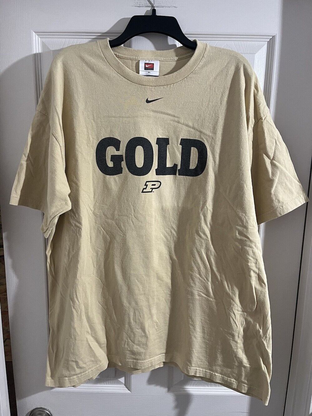 VG/Y2K Nike Purdue Shirt Size XL Men’s Gold And Black Center Swoosh